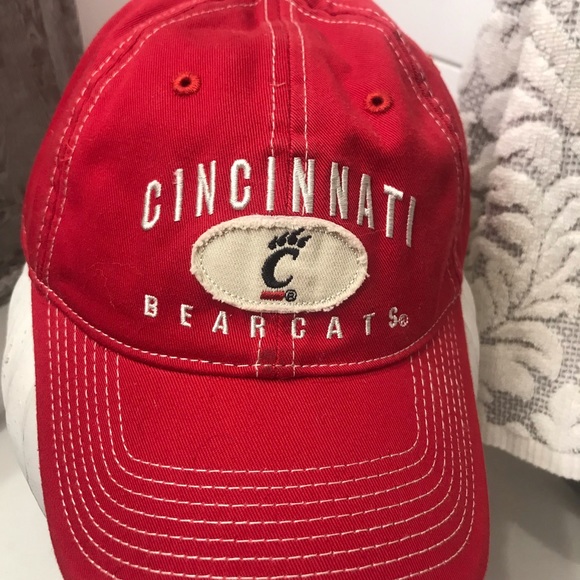 Official University Cincinnati Baseball Hat Cap Strapback Bearcats Nice!! - Picture 3 of 8